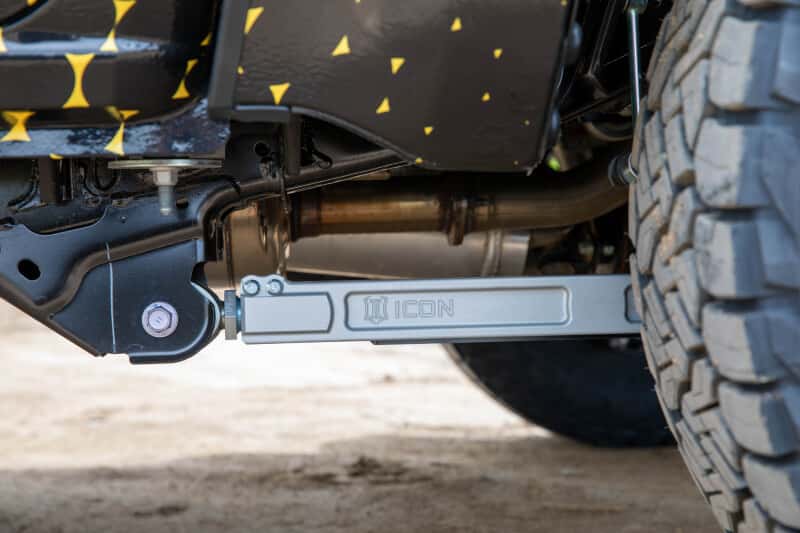 ICON — ICON 2022 Toyota Tundra Billet Rear Lower Link Kit
REAR LOWER LINK KIT - view 5