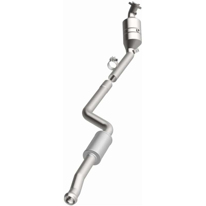 Magnaflow — Magnaflow 08-10 Mercedes-Benz C300 3.0L Direct Fit Converter
California - view 4