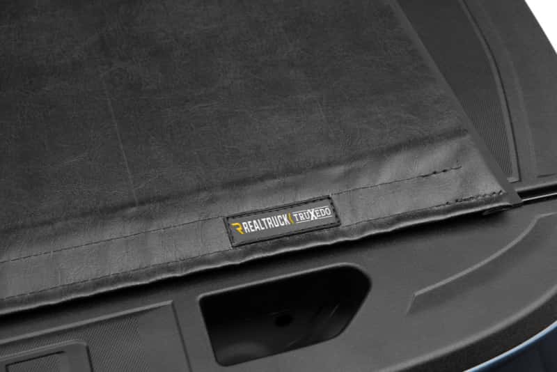 Truxedo — Truxedo 2020 GMC Sierra & Chevrolet Silverado 2500HD & 3500HD 6ft 9in Sentry Bed Cover - view 18