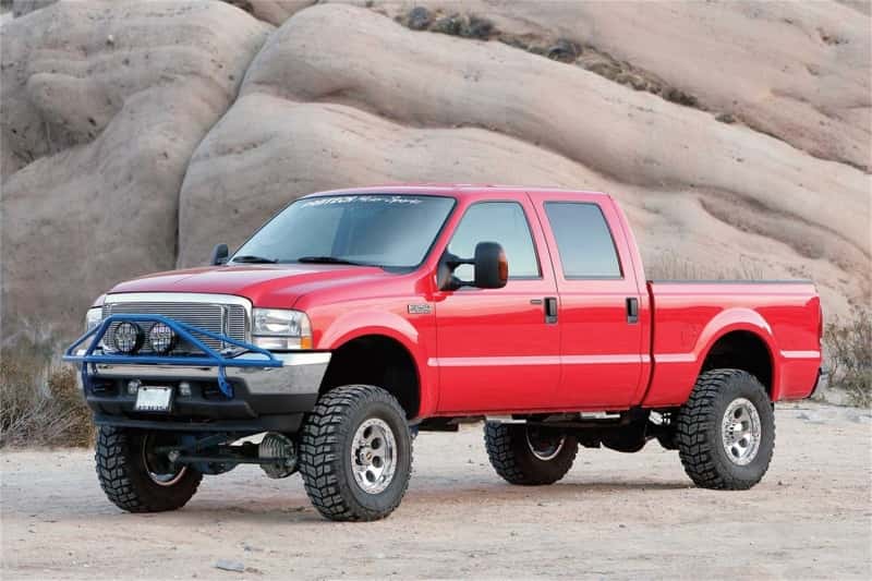 Fabtech — Fabtech 05-07 Ford F250 4WD 6in Rear Block Kit w/Overload
Suspension Block - view 2