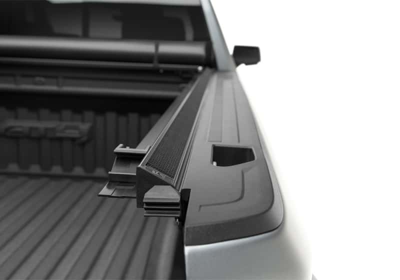 Truxedo — Truxedo 19-20 GMC Sierra & Chevrolet Silverado 1500 (New Body) 5ft 8in Lo Pro Bed Cover - view 7