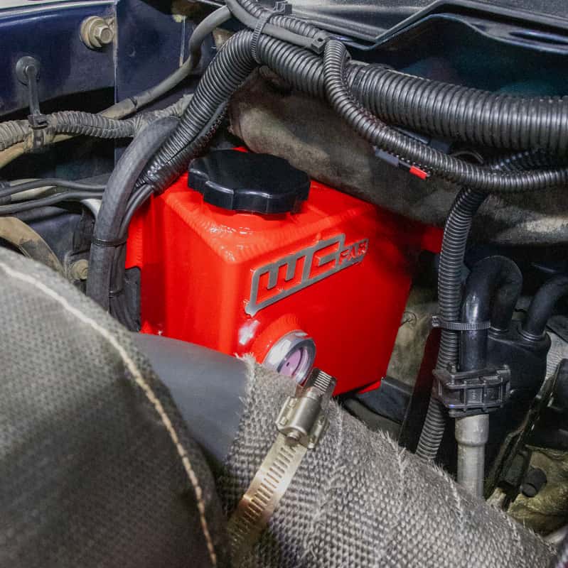 Wehrli — Wehrli 04.5-07 Dodge 5.9L Cummins OEM Placement Coolant Tank Kit - WCFab Red
CoolntTnk04.5-07 RED - view 5