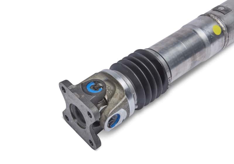 Ford Racing — Ford Racing 05-10 Mustang GR One-Piece Aluminum Driveshaft
Axle Kit - view 5