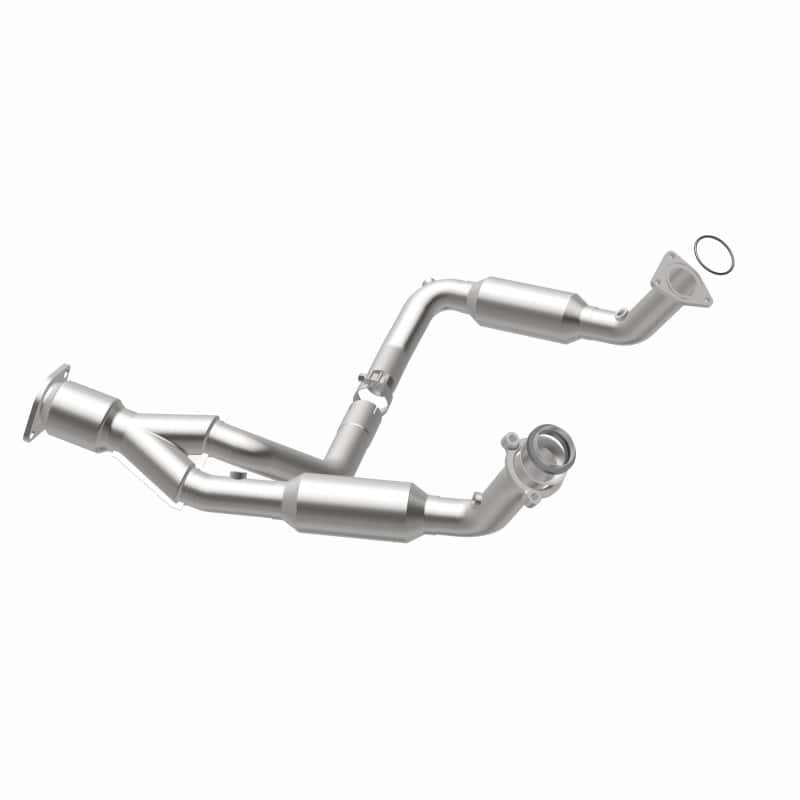Magnaflow — MagnaFlow Conv Direct Fit 07-09 Chevy Trailblazer SS 6.0L V8
California - view 21