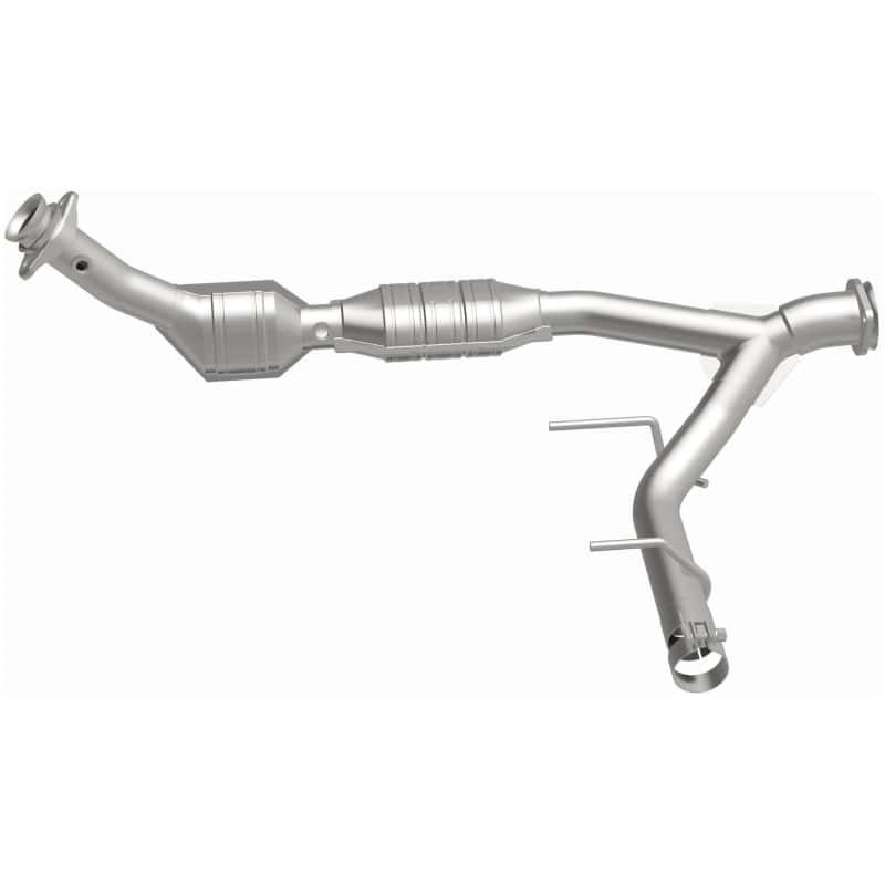 Magnaflow — MagnaFlow Conv DF 03-04 Ford Expedition 5.4L V8 Passenger Side
HM Grade
HM - view 32