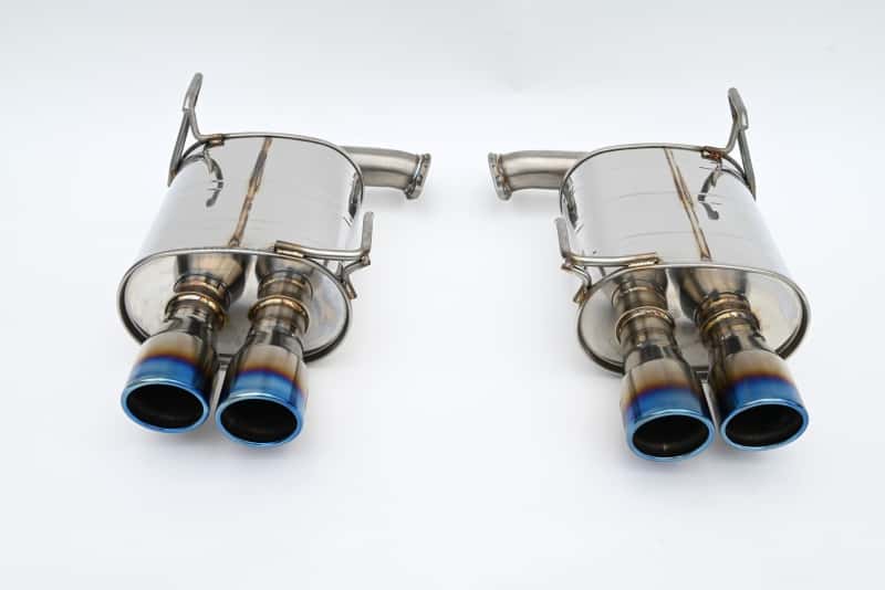 Invidia — Invidia 22+ Subaru WRX Q300 3.5in. Rolled Dual Wall T.I Tip Axle-back Exhaust - view 4