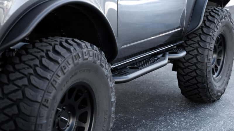 DV8 Offroad — DV8 Offroad 21-23 Ford Bronco OE Plus 2-Door Side Steps - view 6