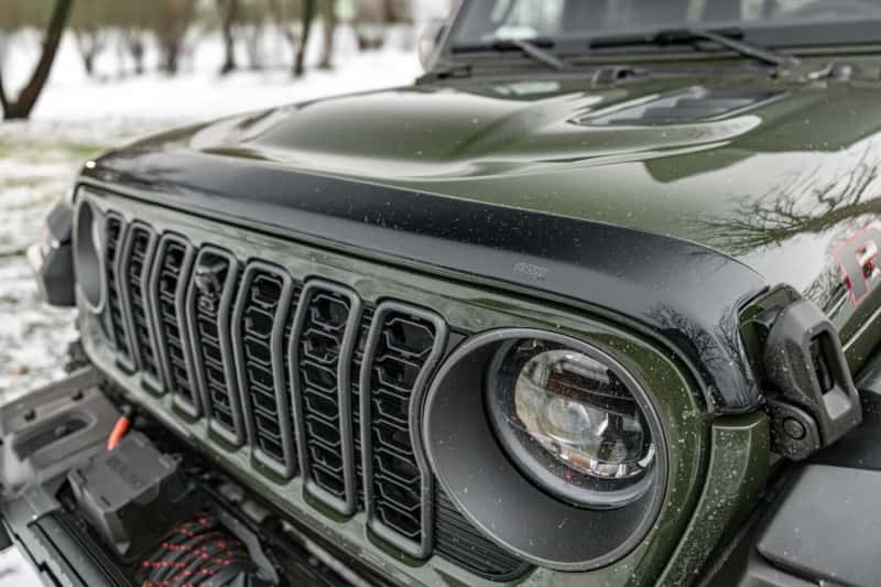 Husky Liners — Husky Liners 18-24 Jeep Wrangler JL/JLU & 20-24 Gladiator Aeroskin Hood Protector - Smoke
Aeroskin Hood Shield
Hood Shields - view 2