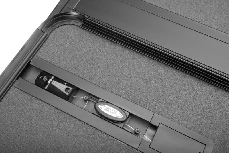 Extang — Extang 14-18 Chevy/GMC Silverado/Sierra 1500 (6ft. 7in. Bed) Solid Fold ALX - view 11
