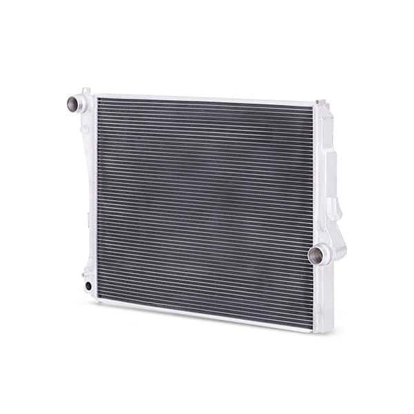 Mishimoto — Mishimoto 99-06 BMW 323i/323i/328i/330i w/ Auto Transmission Performance Aluminum Radiator - view 5