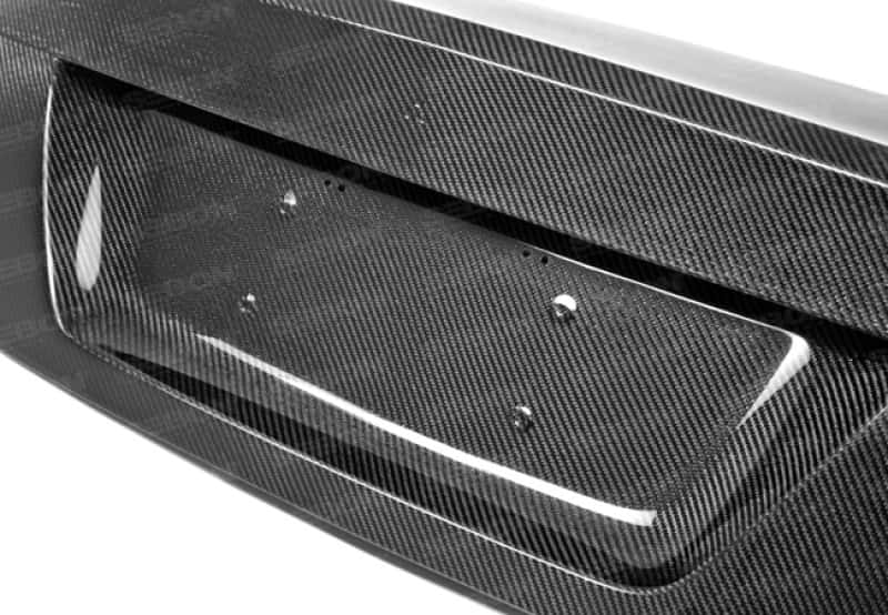 Seibon — Seibon 12-14 Mercedes C-Class OE Style Carbon Fiber Trunk - view 4