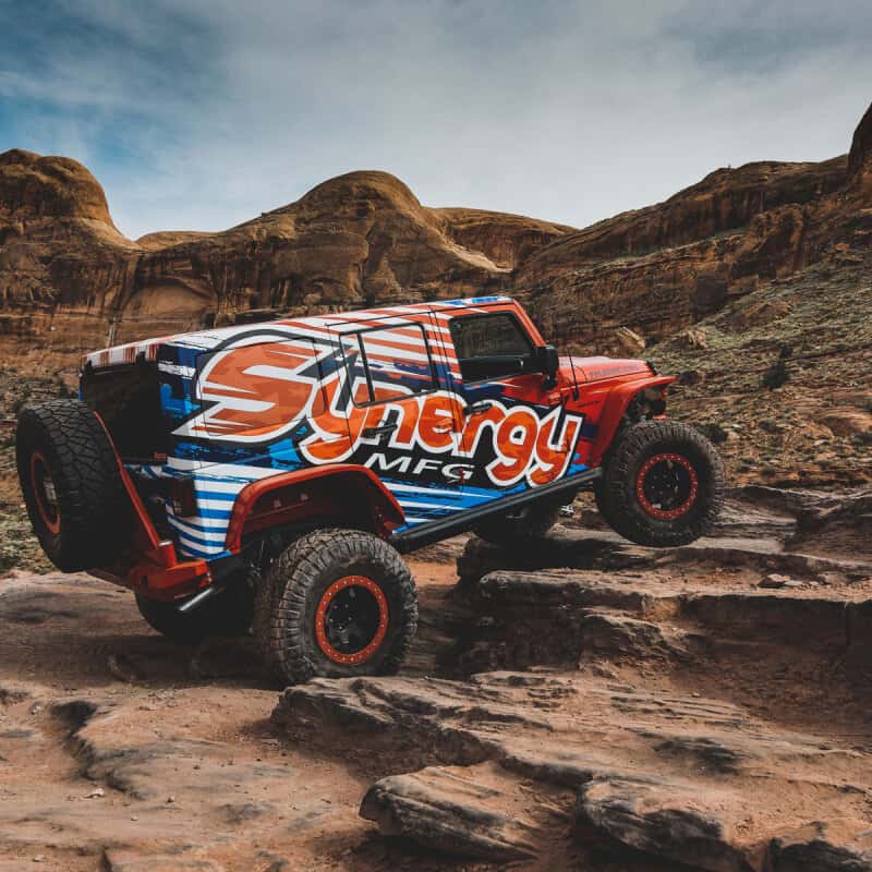Synergy Mfg — Synergy 07-18 Jeep Wrangler JKU 4 DR 6.0in Lift Stage 4 Suspension System - view 3