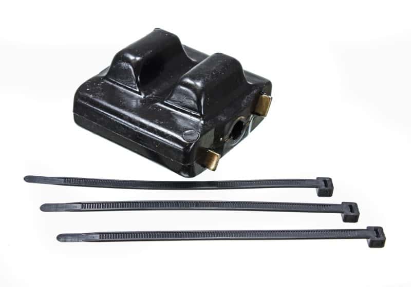 Energy Suspension — Energy Suspension GM Clamshell Motor Mount 3 Hole - Black - view 1