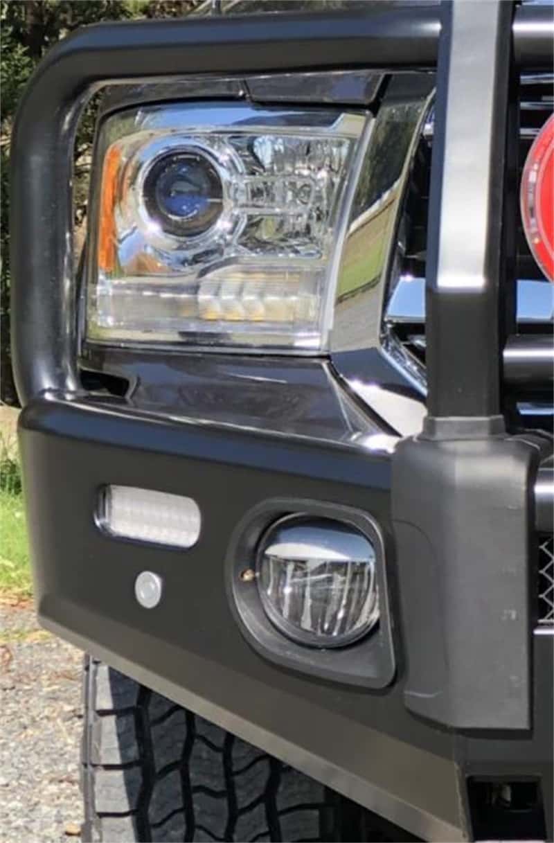 ARB — ARB Summit Bull Bar RAM 1500 (Fit Kit NOT Included)
Summit Combo Bumper - view 3