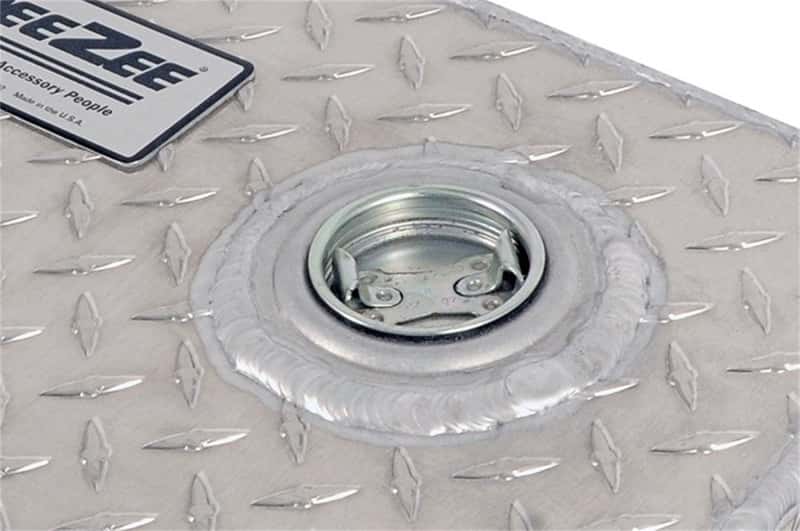 Dee Zee — Dee Zee Universal Tanks - Auxiliary L-Shape Brite-Tread Aluminum (80 Gal) - view 6