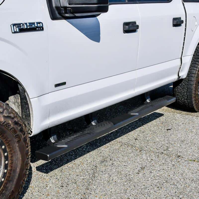 Westin — Westin Ram 15-21 Ford F-150 / 17-21 Ford F-250 & F350 Crew Cab R5 XD Nerf Step Bars - Black
Nerf/Step Bar - view 5