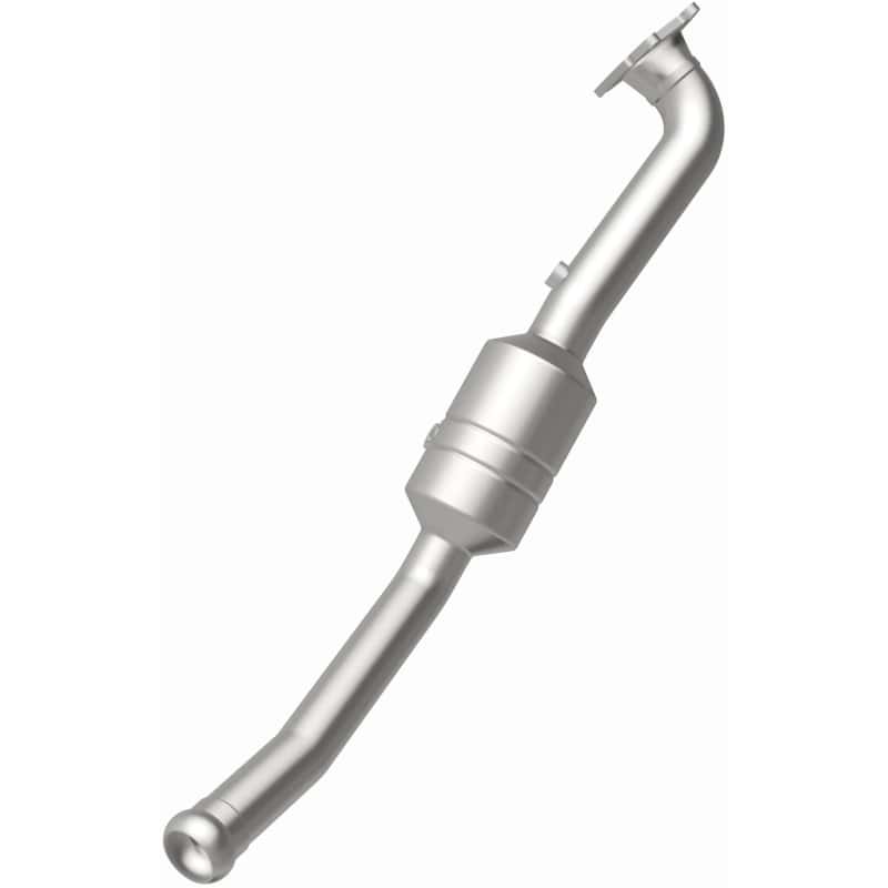 Magnaflow — MagnaFlow Conv Direct Fit OEM 11-12 Jeep Grand Cherokee 3.6L
California - view 4