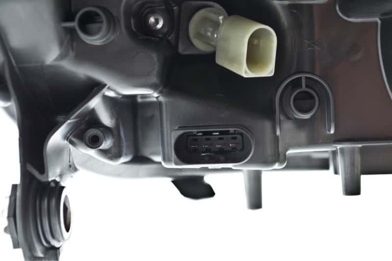 Hella — Hella 2008-2011 Mercedes-Benz ML320 Headlight Assembly - view 17