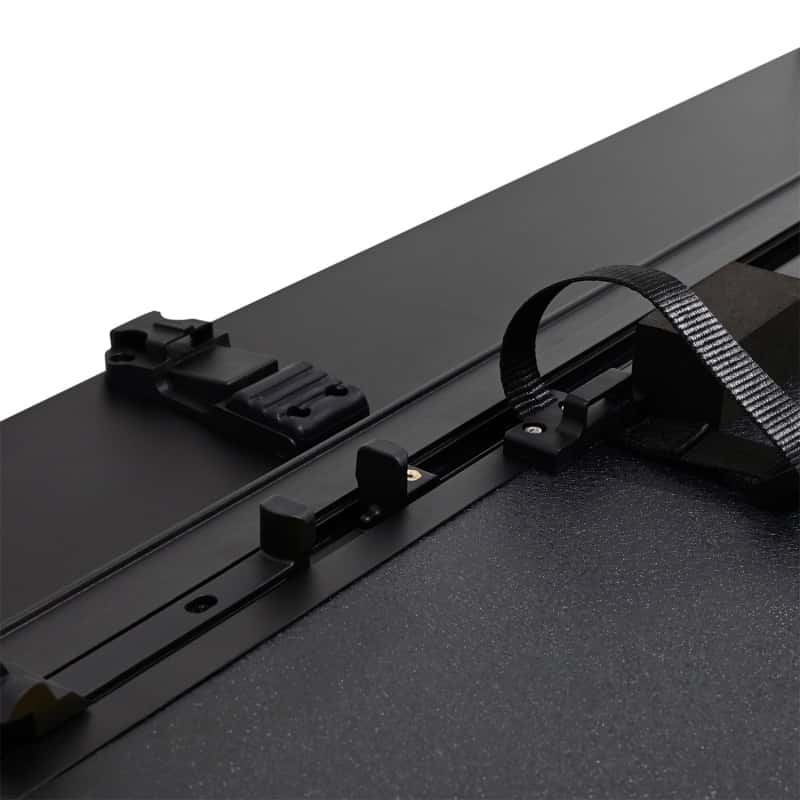 Westin — Westin 20-26 Chevrolet/GMC 2500HD 3500HD 6ft. 9in. Bed Hard Tri-Fold Tonneau Cover - Black
HT-F Tonneau Cover - view 10