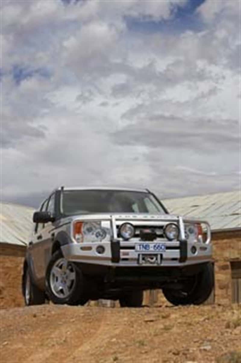 ARB — ARB Winchbar Suit Oe Fog Disco Iii No Park Sensor (Fit Kit NOT Included)
Winch Bumper - view 3