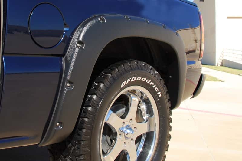 LUND — Lund 99-07 Chevy Silverado 1500 RX-Rivet Style Textured Elite Series Fender Flares - Black (4 Pc.)
RX-RIVET STYLE 4PC T - view 7