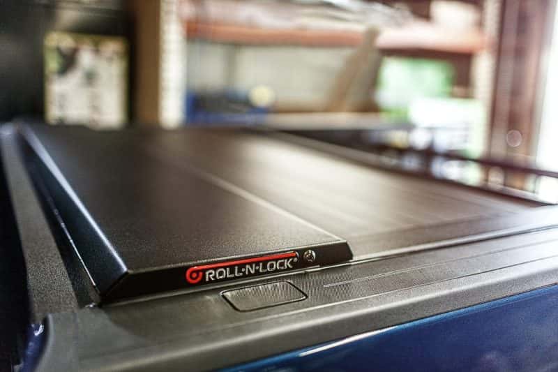 Roll-N-Lock — Roll-N-Lock 14-17 Chevy Silverado/Sierra 1500 68in E-Series Retractable Tonneau Cover
Retractable Cover - view 3