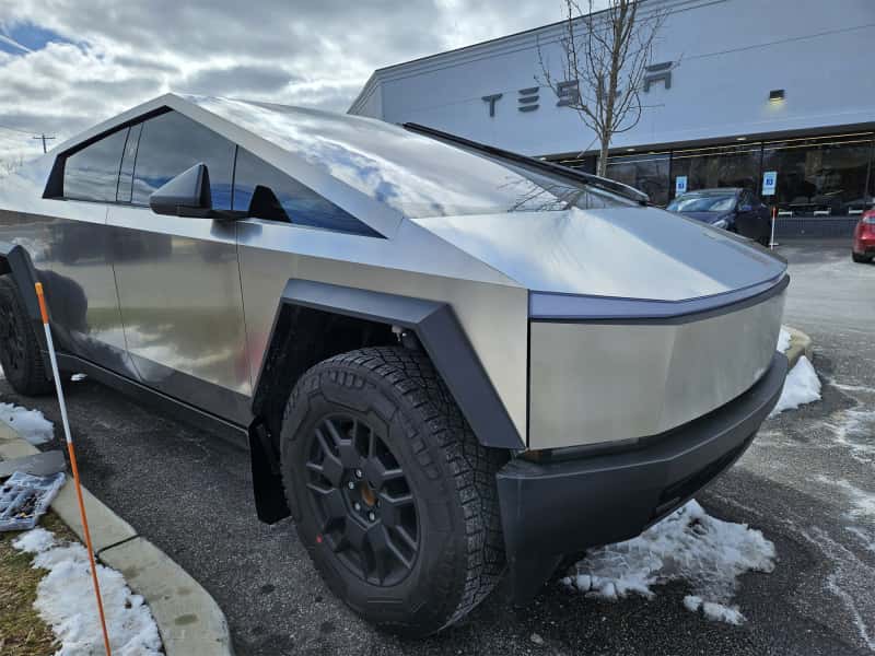 Rally Armor — Rally Armor 24-25 Tesla Cybertruck Black UR Mud Flap Metallic Black Logo
Mud Flap - view 7