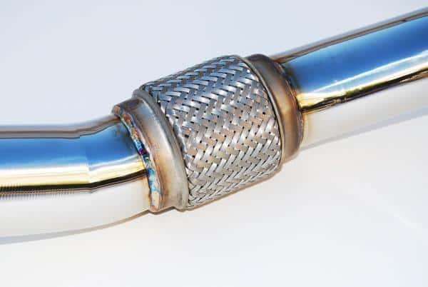 Invidia — Invidia 08-09 WRX Sedan 76mm (101mm tip) REGULAR Titanium Tip Cat-back Exhaust - view 3