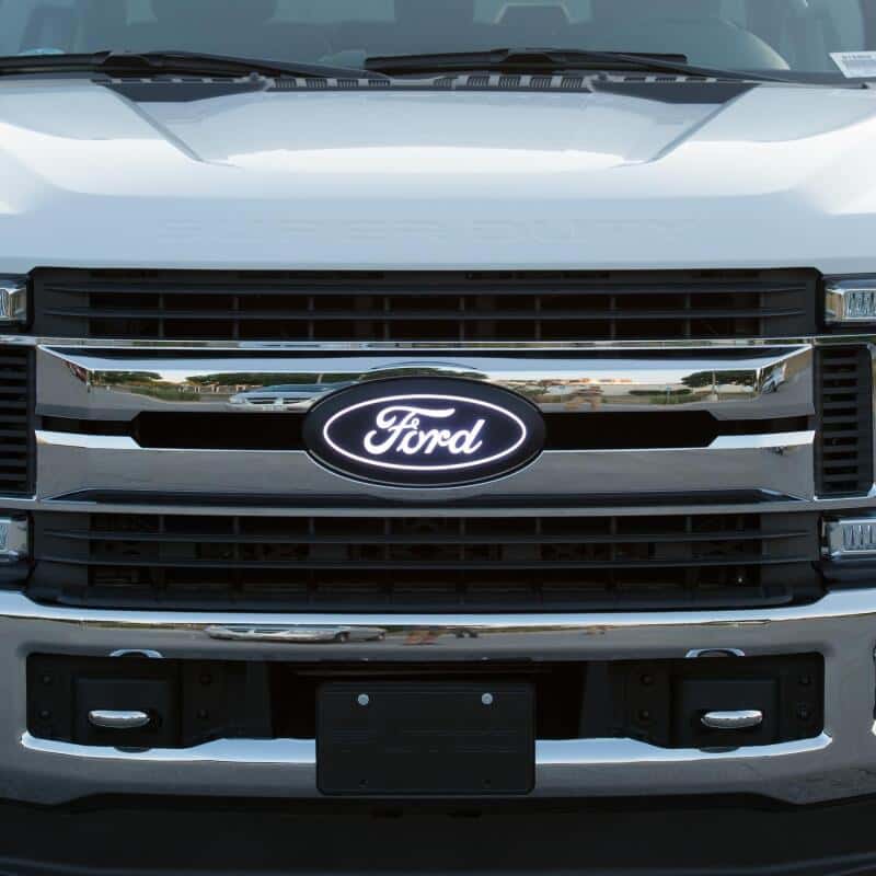 Putco — Putco 17-20 Ford SuperDuty Front Luminix Ford LED Emblem - w/o Camera CutOut
LED Badge 11-26 F250
Emblem - view 7