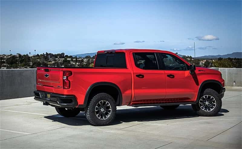 Magnaflow — MagnaFlow 19-23 Chevy Silverado 1500 19-23 GMC Sierra 1500 Overland Cat-Back Exhaust - view 28