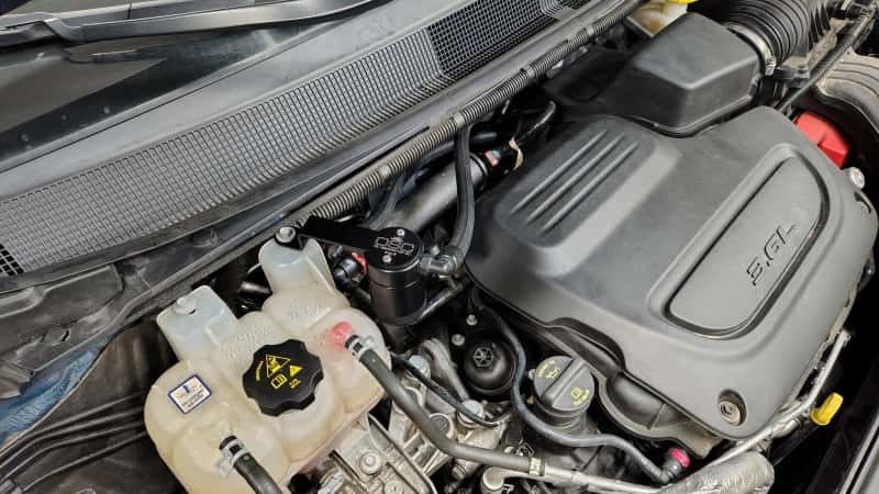 J&L — J&L 17-25 Chrysler Pacifica/20-25 Chrysler Voyager Oil Separator PCV Side - Black Anodized
Oil Separator - view 2
