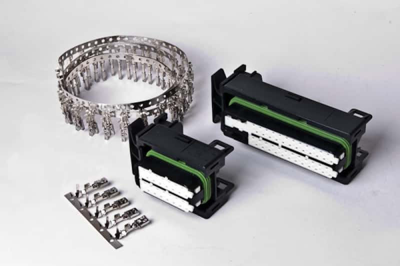 Radium Engineering — Radium Engineering 2004-2005 Lotus (2ZZ-GE) T4 ECU Connectors And Pins - view 1