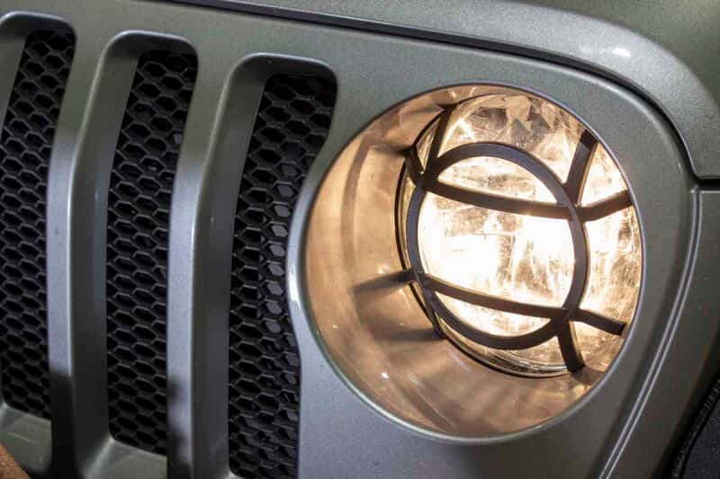 Fishbone Offroad — Fishbone Offroad 2018+ Jeep Wrangler JL Aluminum Headlight Guards - view 9