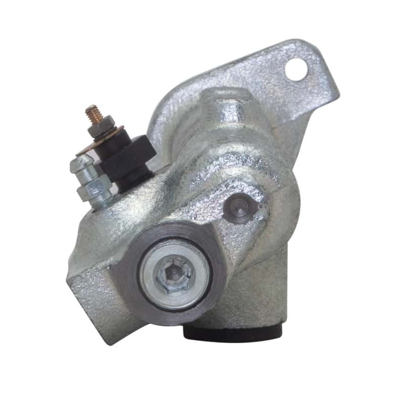 DFC — DFC 72-83 Renault R15 Brake Master Cylinder
DFC Brake Master Cyl - view 6