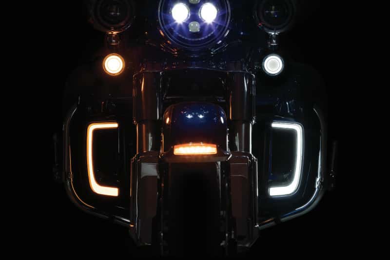 Kuryakyn — Kuryakyn Tracer Lower Fairing Grill Chrome - view 2