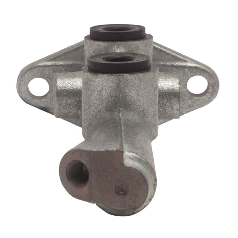 DFC — DFC 75-84 Volvo 244/245/242 Brake Master Cylinder
DFC Brake Master Cyl - view 6
