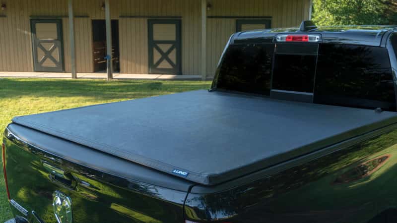 LUND — Lund 16-23 Toyota Tacoma (5ft. Bed) Genesis Tri-Fold Tonneau Cover - Black
LND Tri-Fold Cvr - view 5