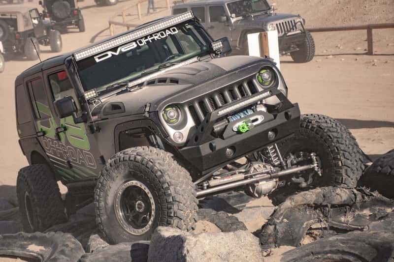 DV8 Offroad — DV8 Offroad 07-18 Jeep Wrangler JK Metal Heat Dispersion Hood - Primer Black - view 15