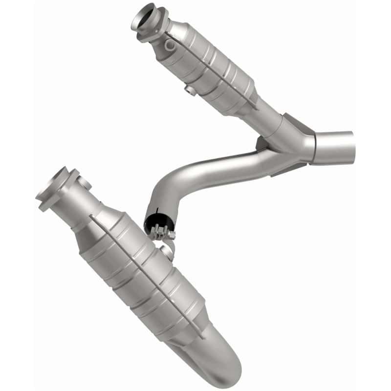 Magnaflow — MagnaFlow Conv DF 2008 Chrysler Aspen 4.7L/Dodge Durango 4.7L 2WD
OEM Grade
OEM - view 32
