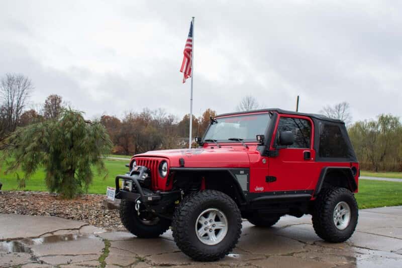 Fishbone Offroad — Fishbone Offroad 97-06 Jeep Wrangler Front Tube Fenders Paintable Mesh Upgrade - view 8