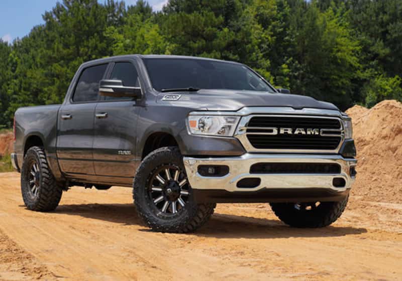 Superlift — Superlift 2019 Ram 1500 2in Leveling Kit - view 9