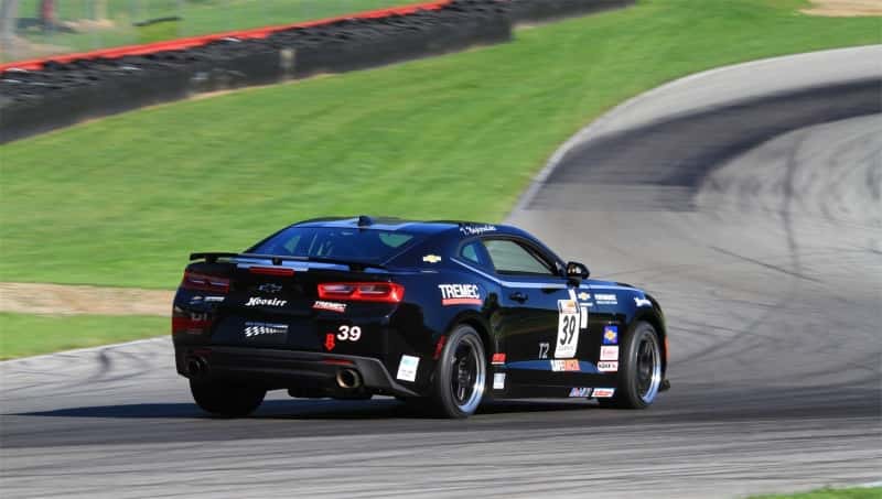 CORSA Performance — Corsa 2016-2024 Chevrolet Camaro SS 6.2L V8 2.75in Polished Xtreme Axle-Back Exhaust Dual Rear Exit
Exhaust - view 8