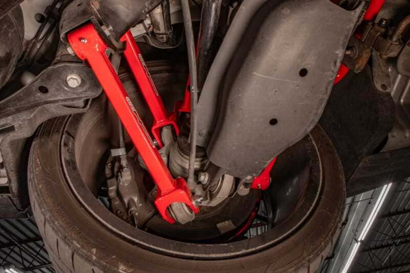 UMI Performance — UMI 16-24 Chevrolet Camaro Suspension Control Arm - Black
Rear Control Arm - view 4