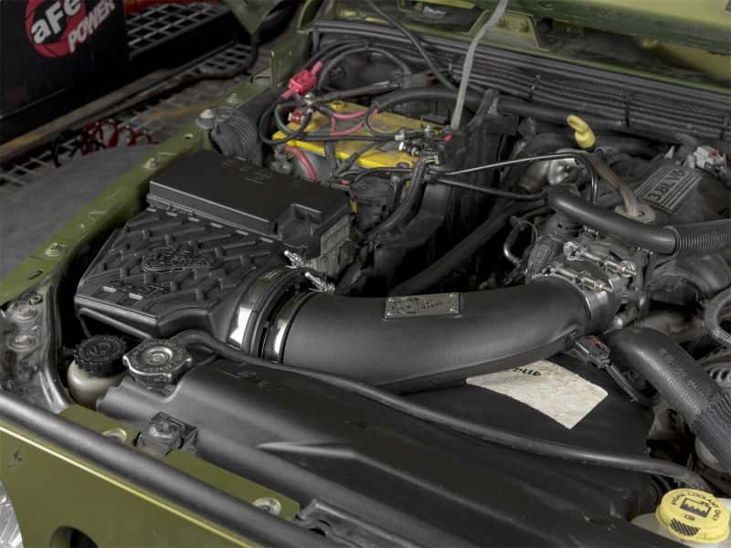 aFe — aFe Momentum GT Stage 2 Dry S Intake System 07-11 Jeep Wrangler (JK) V6 3.8L w/ Mechanical Fan
Momentum GT Intake - view 8