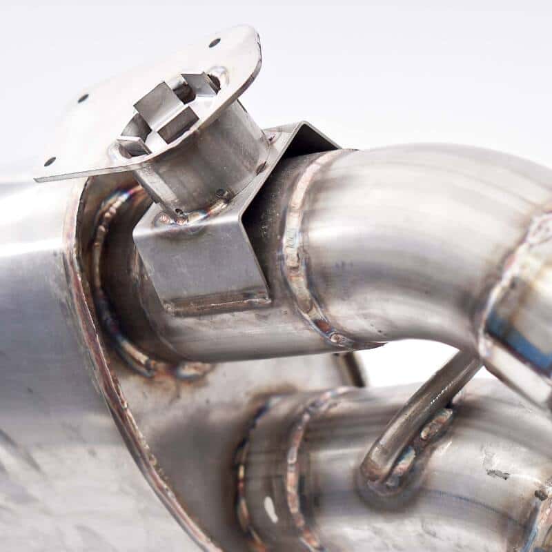 Stainless Works — Stainless Works 2016+ Chevy Camaro SS 3in Legend Factory Connect Axle Back w/Valve & 4in Quad Tips
CA16RVMKSFCL

Exhaust System - view 3