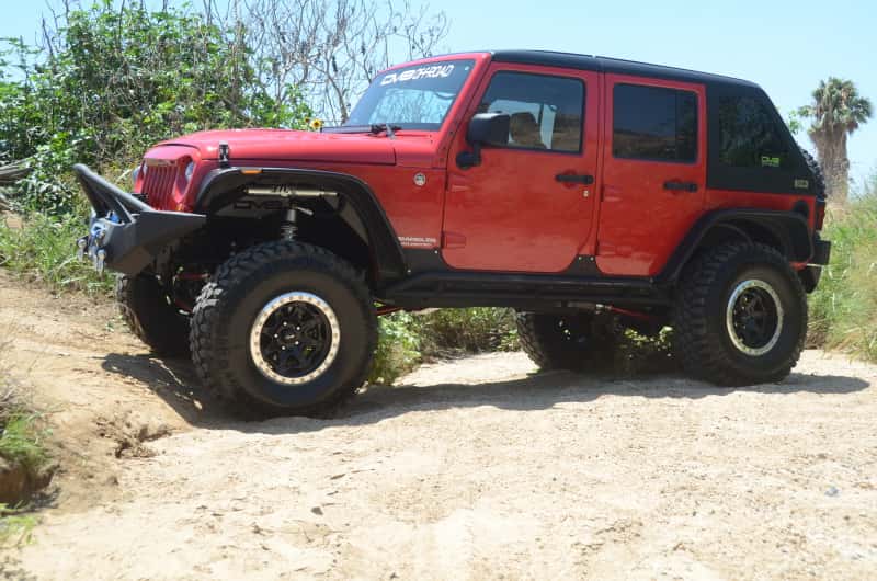 DV8 Offroad — DV8 Offroad 07-18 Jeep Wrangler JK 2 Piece Fast Back Hard Top 4 Door - Black (DS Only) - view 12