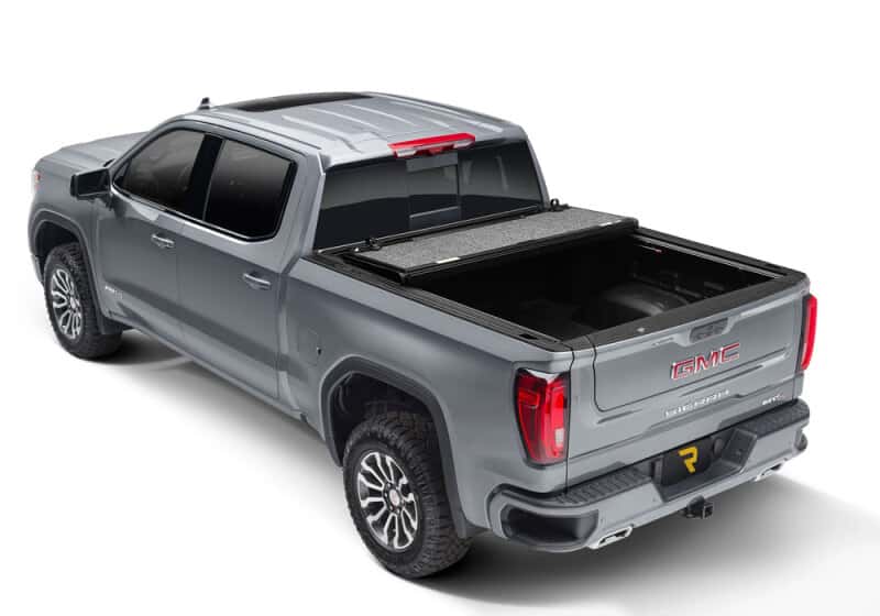 Undercover — UnderCover 19-20 Chevy/GMC Silverado/Sierra 69.6in Fusion Bed Cover - Havana - view 17