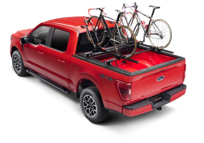 Roll-N-Lock — Roll-N-Lock 17-22 Ford Super Duty (81.9in. Bed Length) A-Series XT Retractable Tonneau Cover
AXT 17-26 FD SD 6ft. - view 6