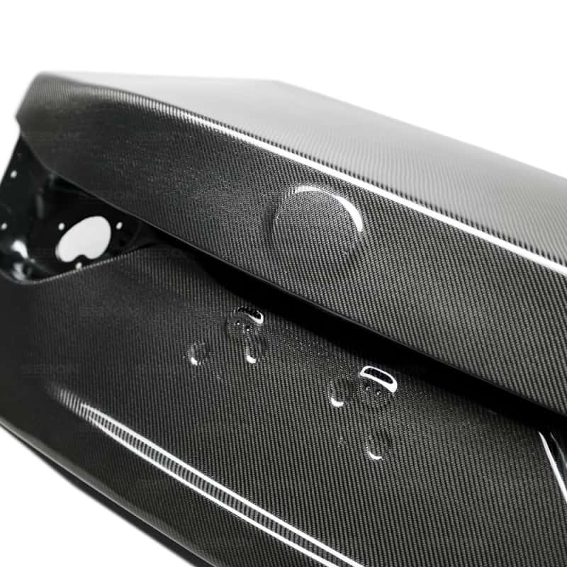 Seibon — Seibon 13-18 Lexus GS OEM Carbon Fiber Trunk Lid - view 9