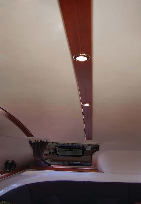 Hella — Hella Courtesy Lamp Rnd Red Md12 Wh Rim 2Xt
Universal Lighting M - view 36